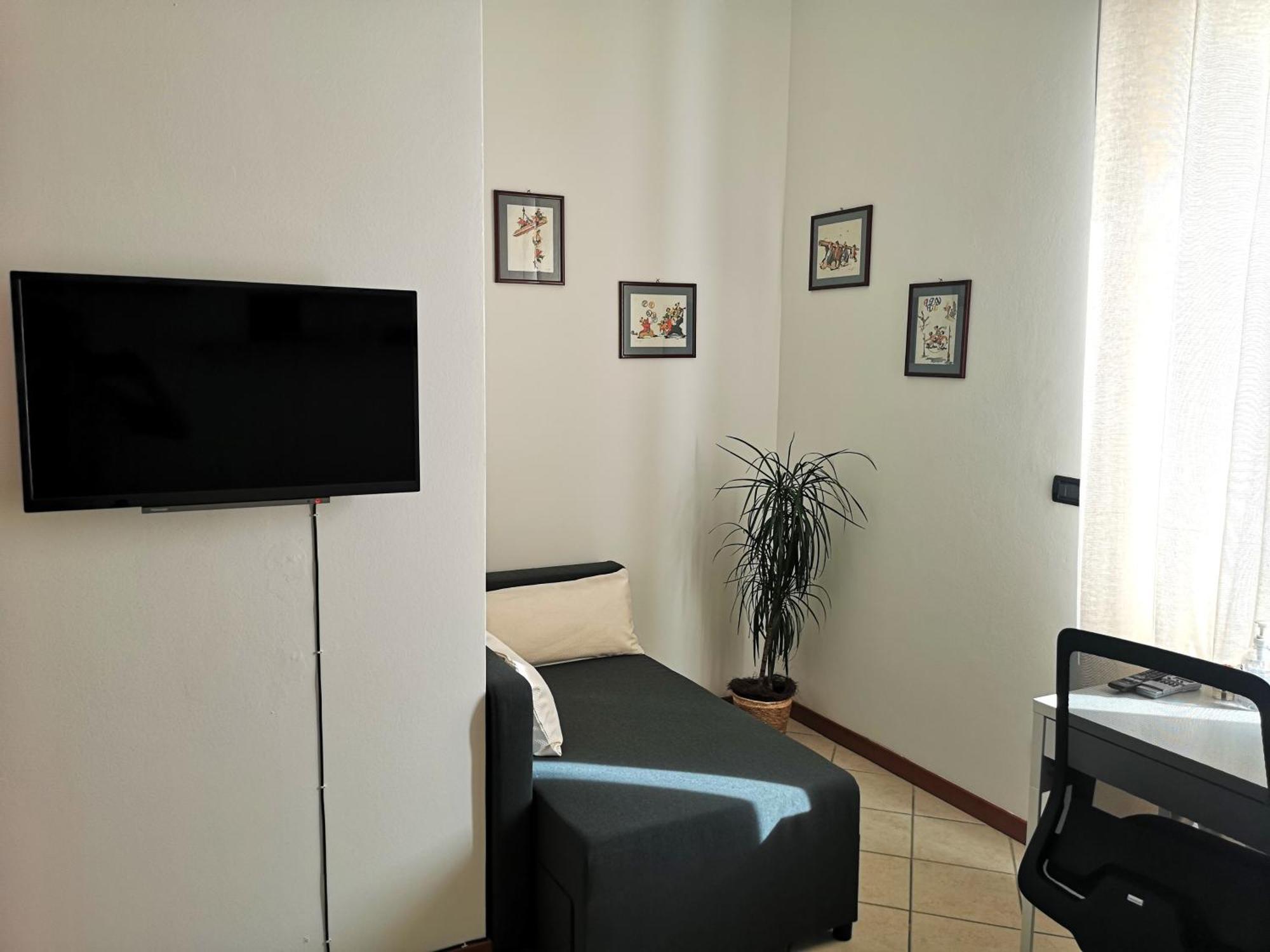 Holiday Apartment - Brescia Centro - Parcheggio Privato Exterior foto